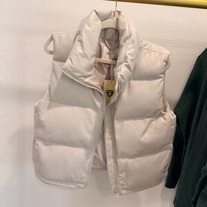 Wilfred Off-White Puffer Vest